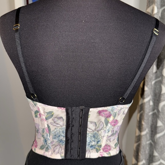 Victoria’s Secret Floral Lace Corset Push Up Bra Size 34D - Picture 6 of 10